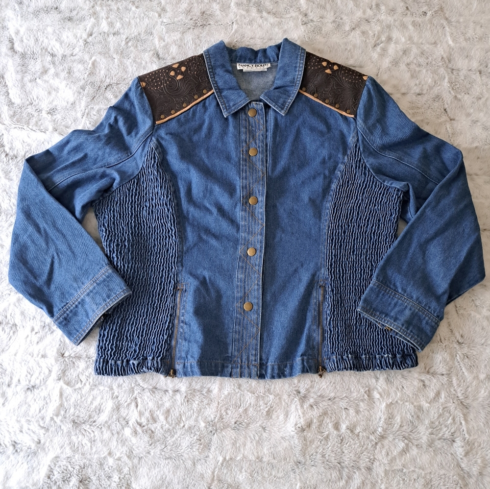 Nancy Bolen City Girl denim med wash ruched western blue jean jacket.  Size 14.